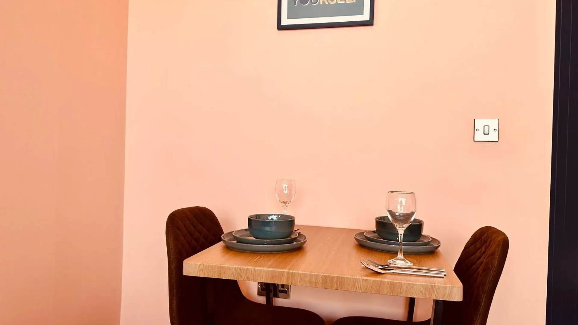 Funky 1 Bedroom Flat Next To Pavilion & Brighton Beach